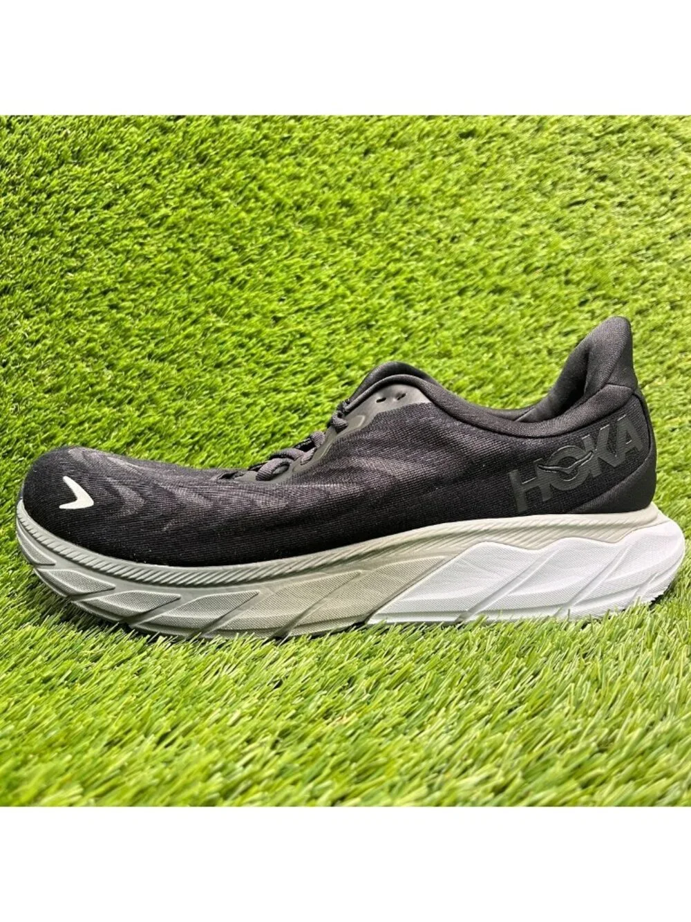 Hoka One One Arahi 6 Mens Size 10.5 Black White Athletic Running Shoes Sneakers
